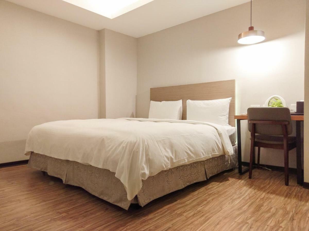 Lan Ting Business Inn Taipei Exteriör bild
